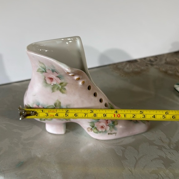 Victorian boot shoe, signed by an artist named "Sherry - Picture 8 of 8